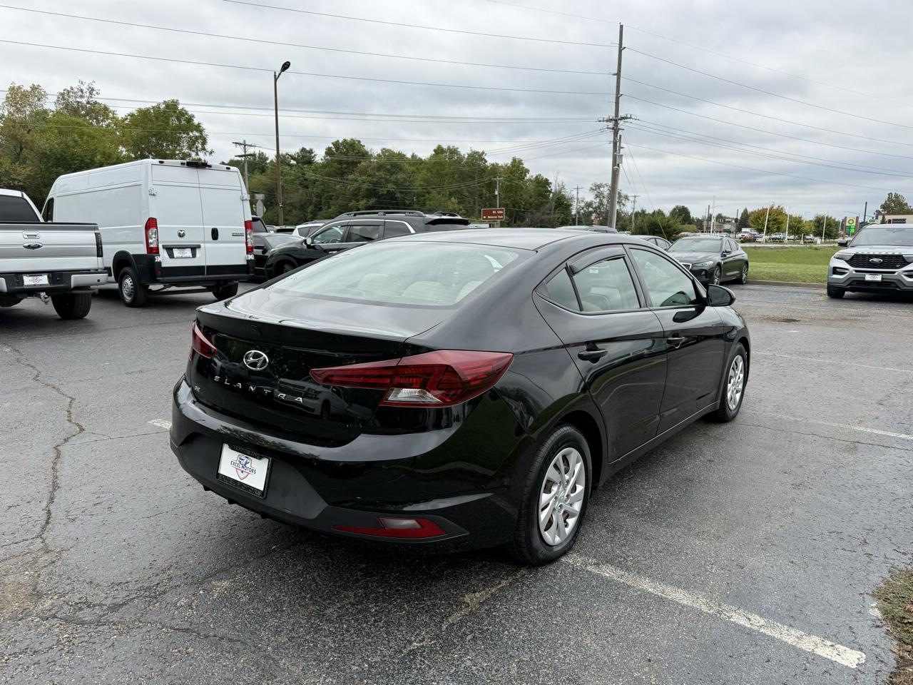 Hyundai Elantra SE 2019