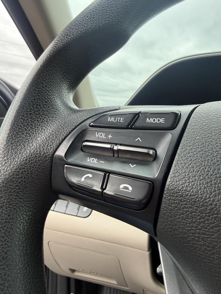 Hyundai Elantra SE 2019
