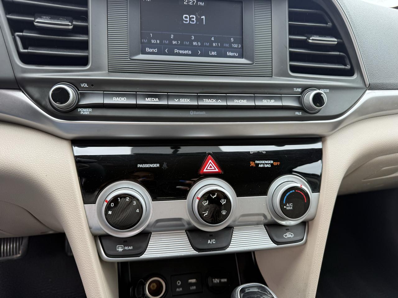 Hyundai Elantra SE 2019