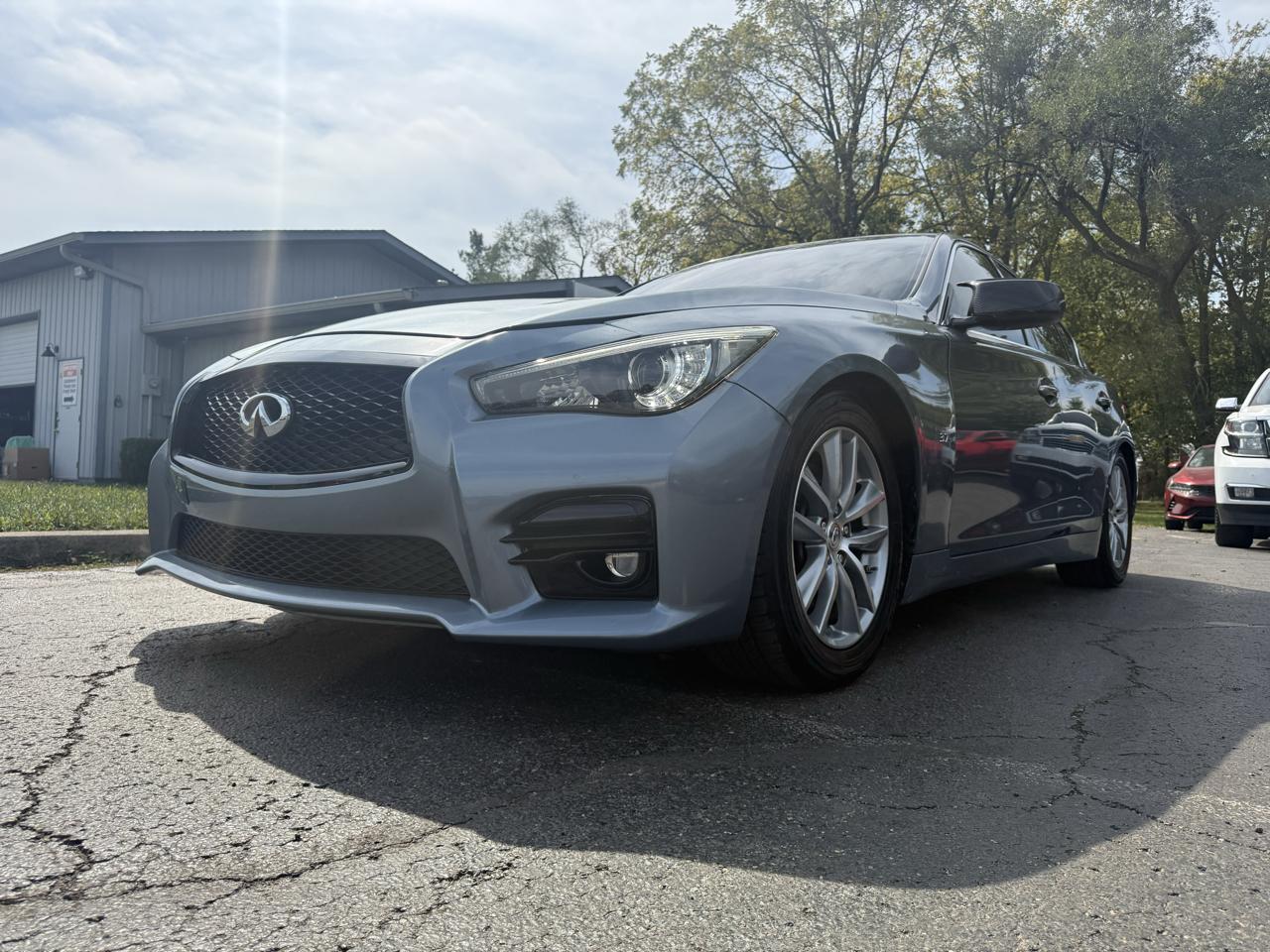 Infiniti Q50 Premium AWD 2014