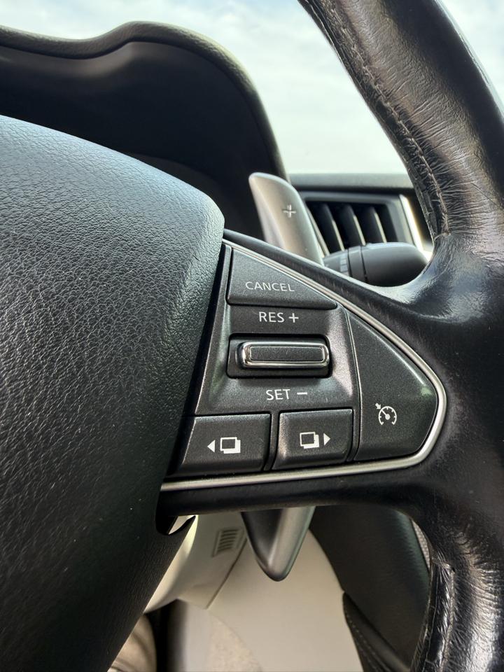 Infiniti Q50 Premium AWD 2014