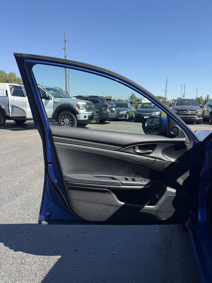 Honda Civic EX-L w/ Navigation 2017