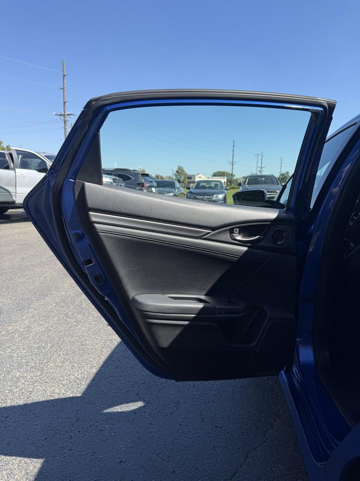 Honda Civic EX-L w/ Navigation 2017