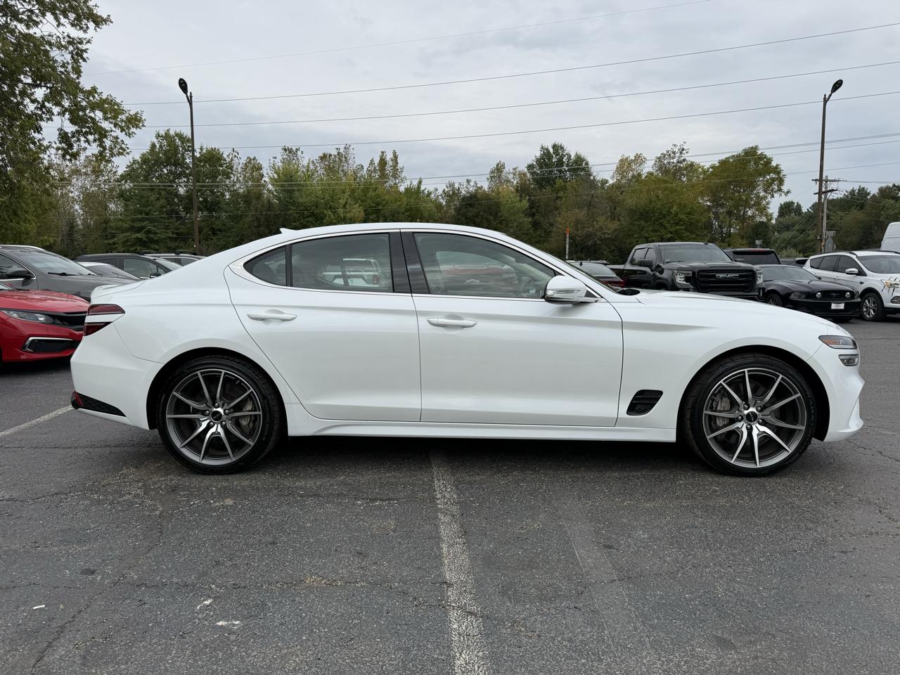 Genesis G70  2025