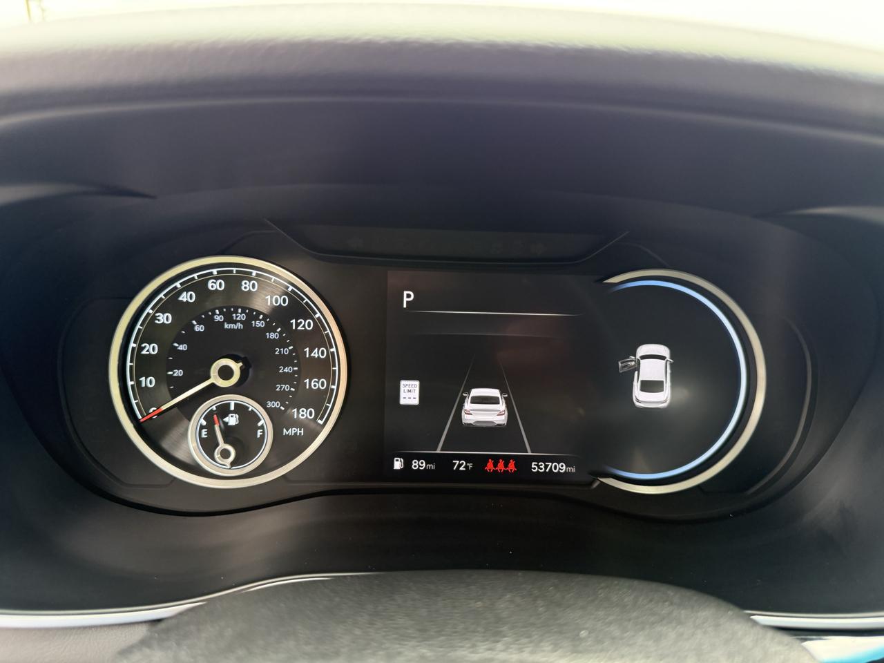 Genesis G70  2025
