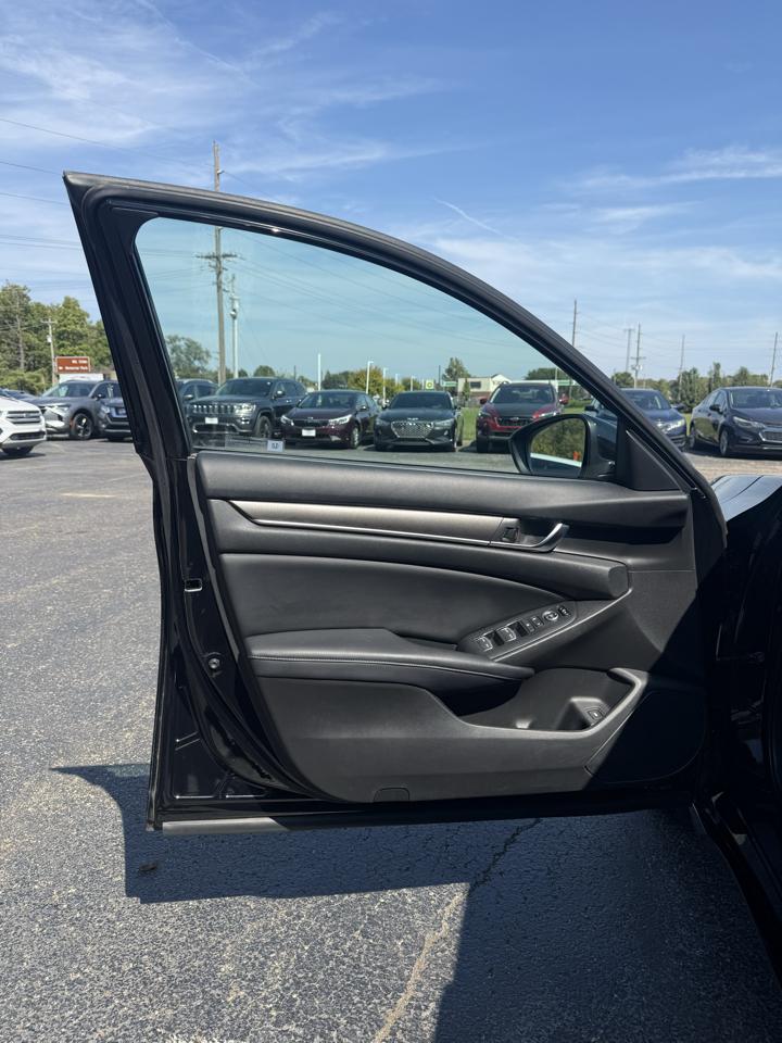 Honda Accord LX CVT 2018