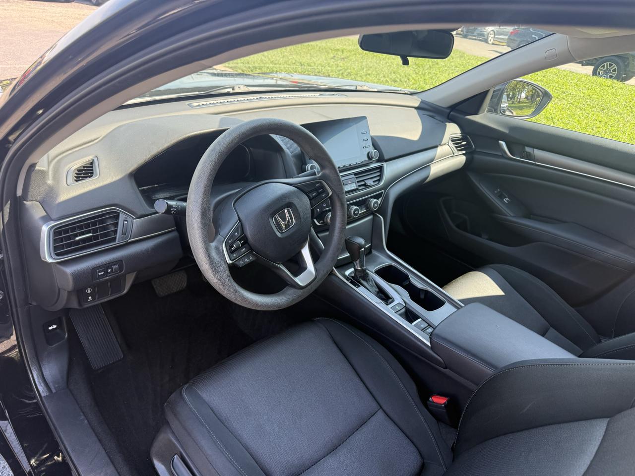 Honda Accord LX CVT 2018