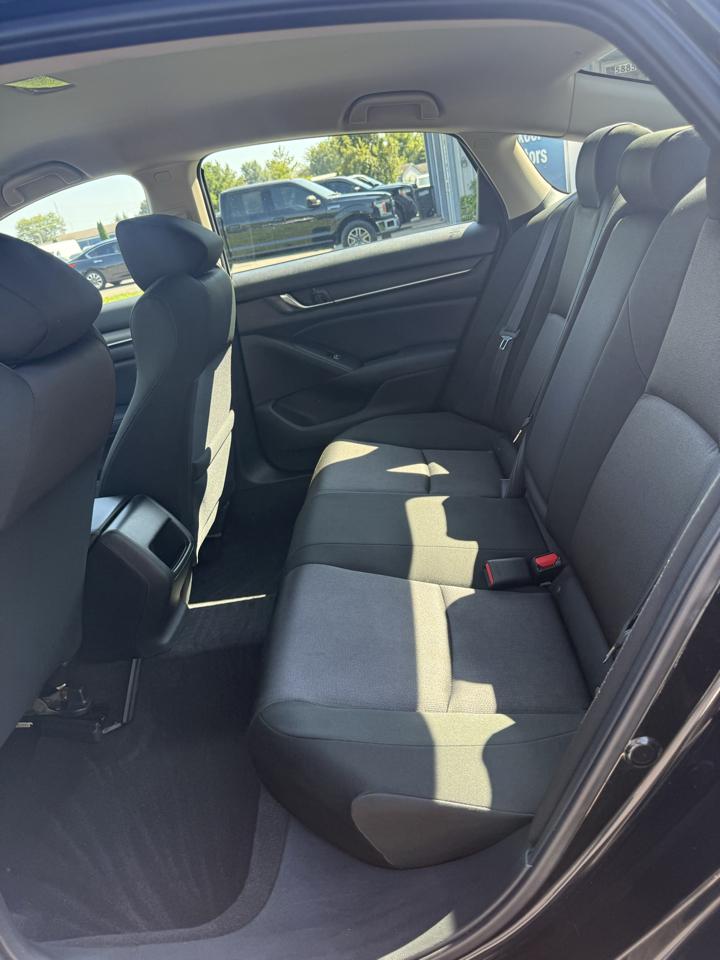 Honda Accord LX CVT 2018