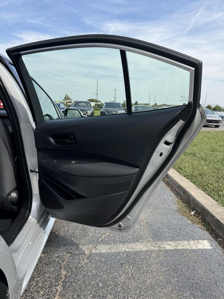 Toyota Corolla LE 2025