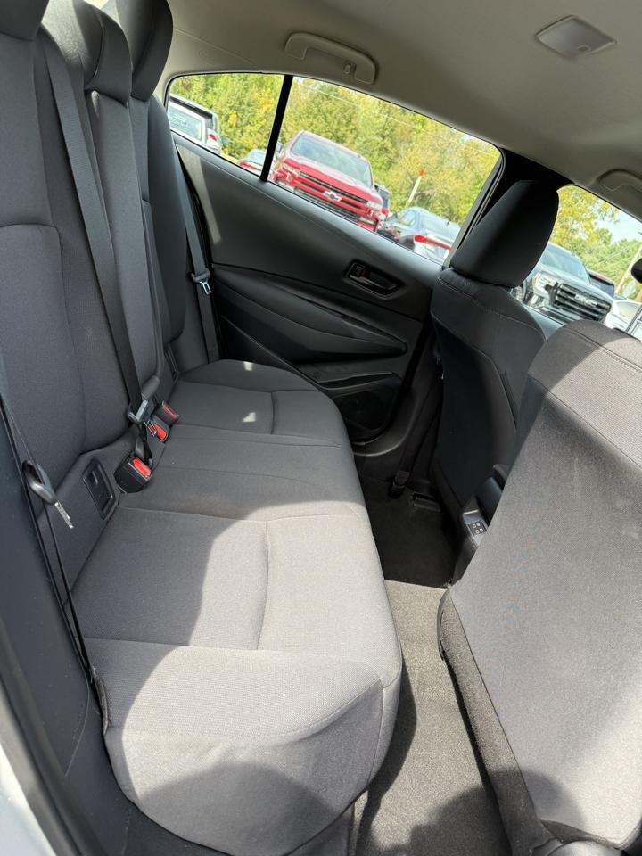 Toyota Corolla LE 2025