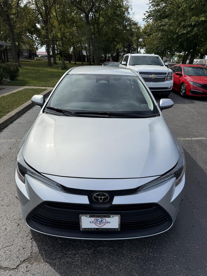 Toyota Corolla LE 2025