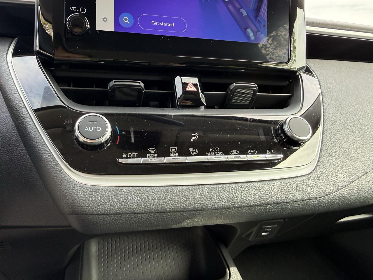 Toyota Corolla LE 2025
