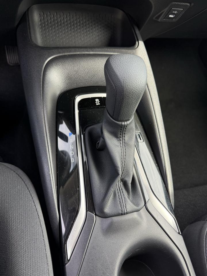 Toyota Corolla LE 2025