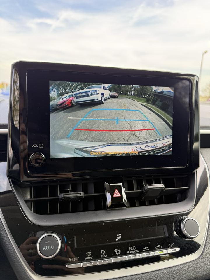 Toyota Corolla LE 2025