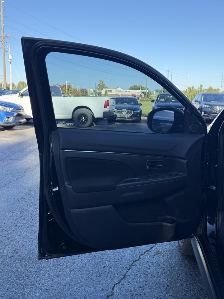 Mitsubishi Outlander Sport 2.0 ES 4WD CVT 2019