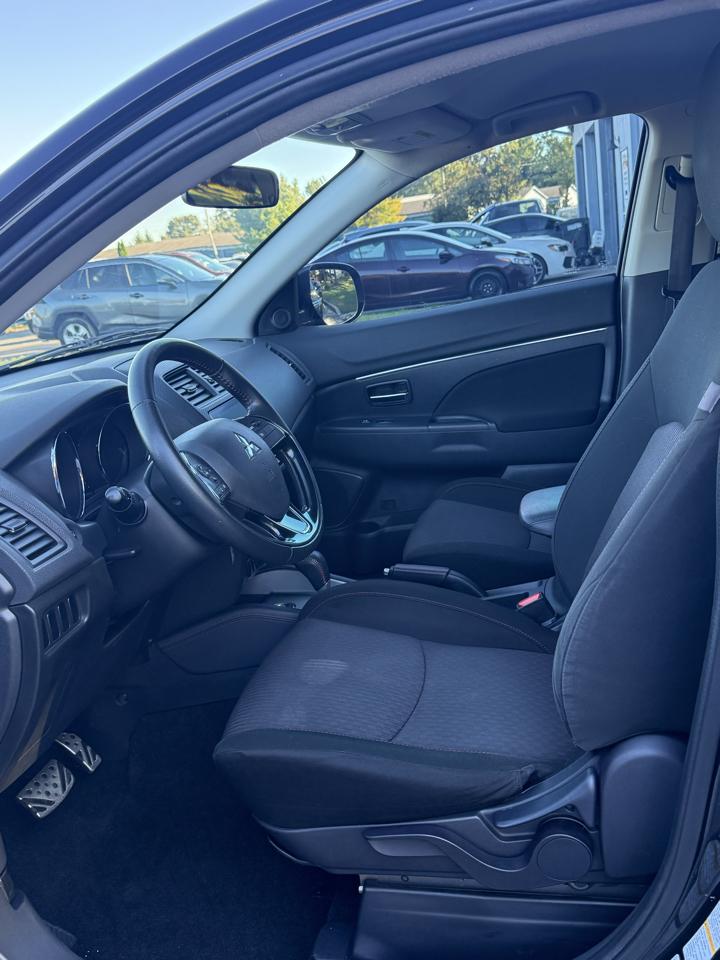 Mitsubishi Outlander Sport 2.0 ES 4WD CVT 2019