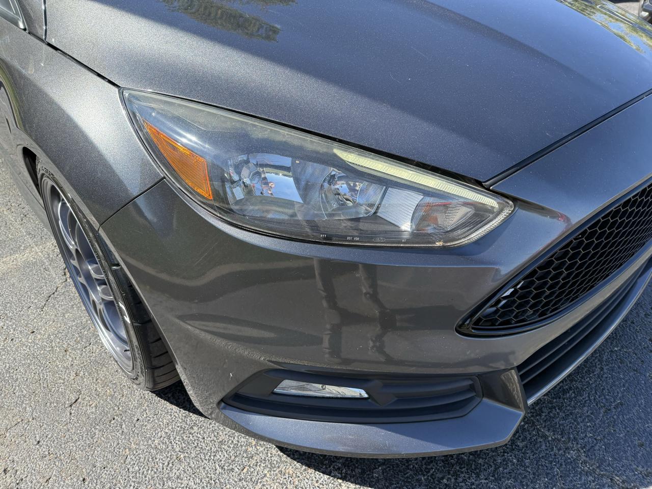 Ford Focus ST Hatch 2018