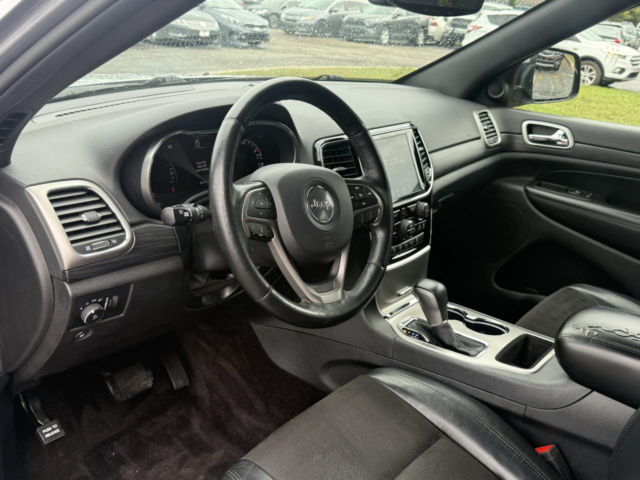 Jeep Grand Cherokee Laredo 4WD 2019