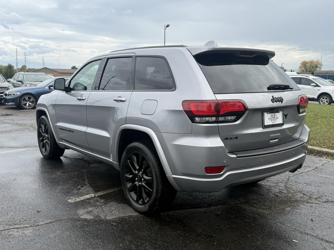 Jeep Grand Cherokee Laredo 4WD 2019