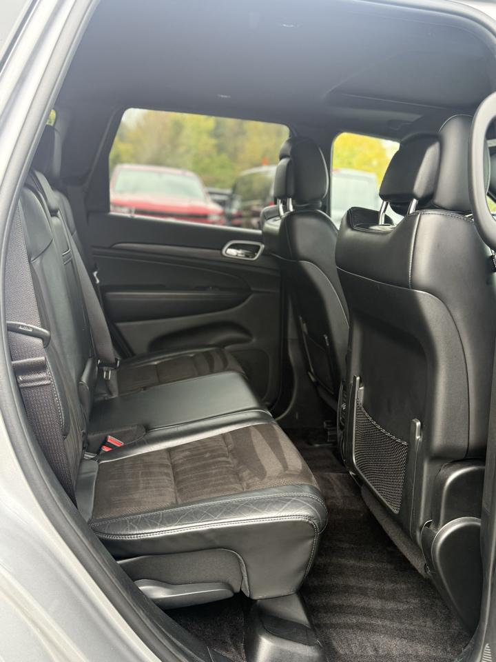 Jeep Grand Cherokee Laredo 4WD 2019