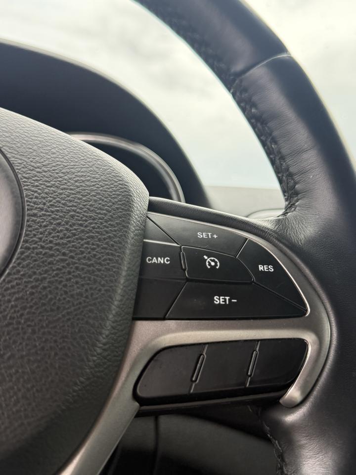 Jeep Grand Cherokee Laredo 4WD 2019