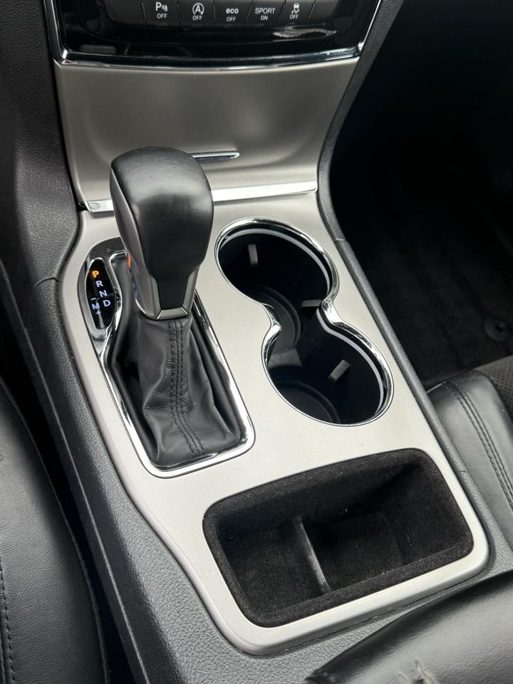 Jeep Grand Cherokee Laredo 4WD 2019