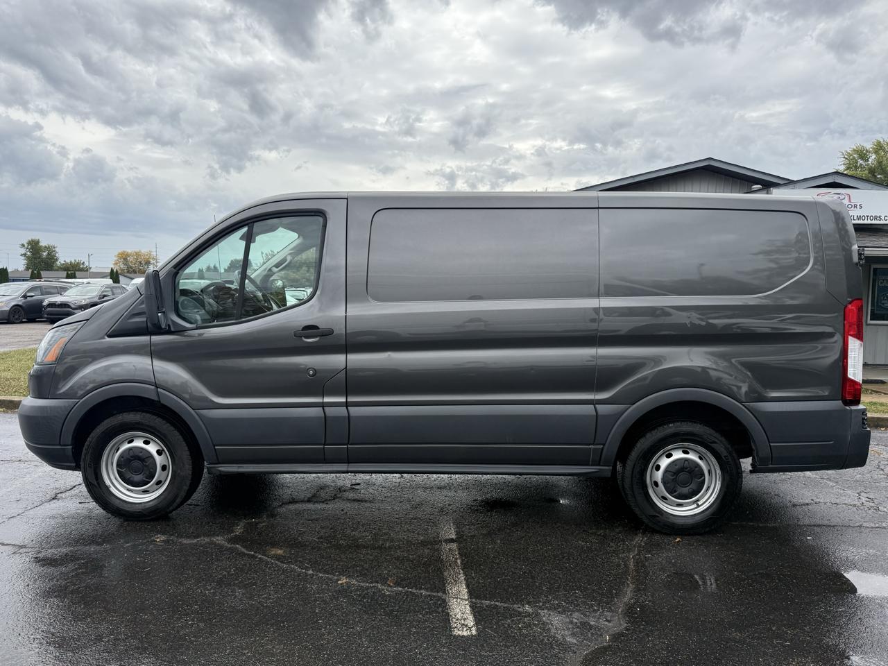 Ford Transit 150 Van Low Roof w/Sliding Pass. 130-in. WB 2016