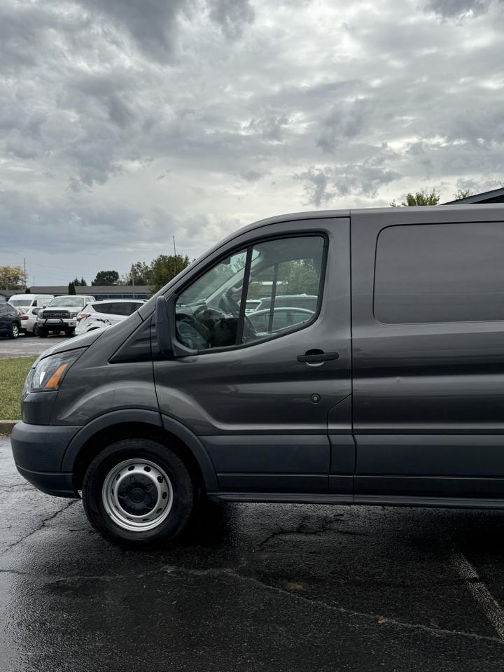 Ford Transit 150 Van Low Roof w/Sliding Pass. 130-in. WB 2016
