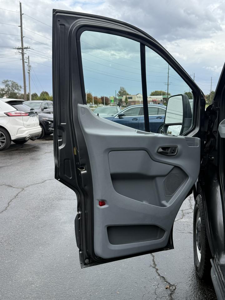 Ford Transit 150 Van Low Roof w/Sliding Pass. 130-in. WB 2016