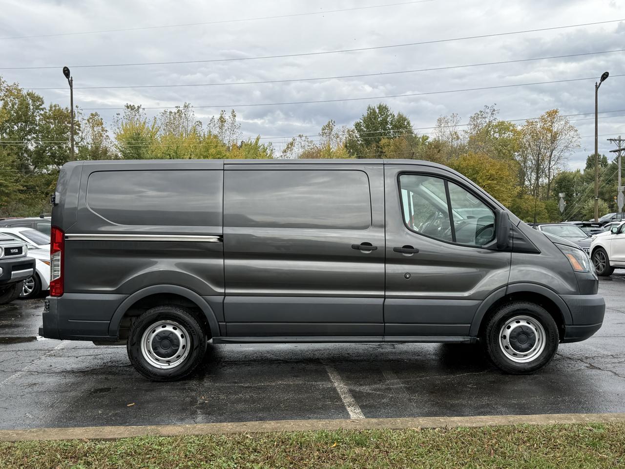 Ford Transit 150 Van Low Roof w/Sliding Pass. 130-in. WB 2016