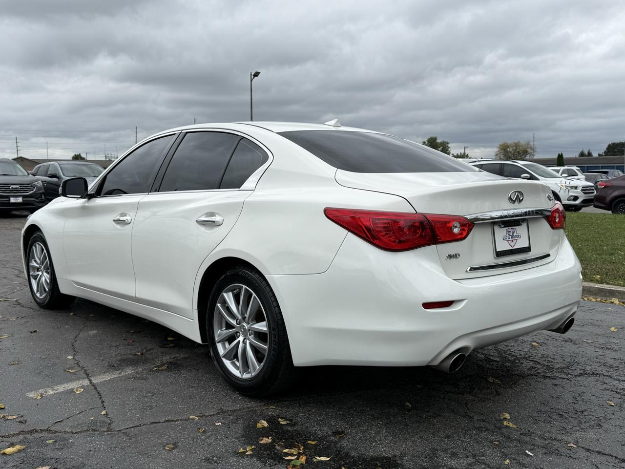 Infiniti Q50  2017