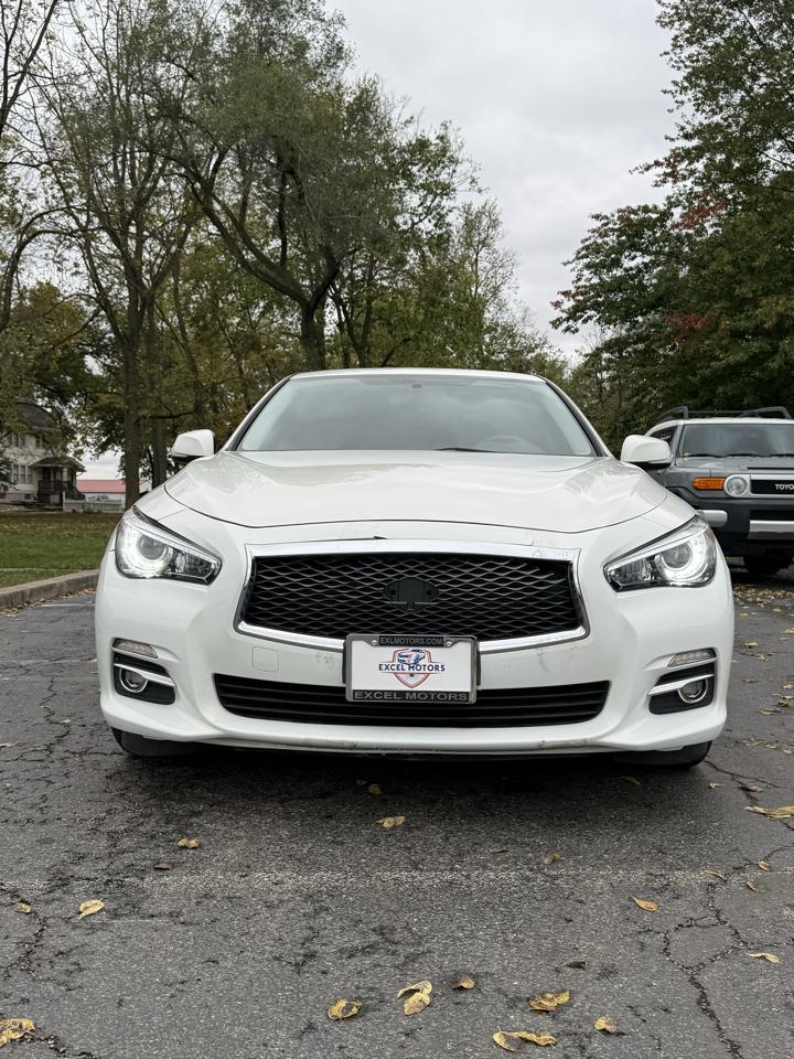Infiniti Q50  2017