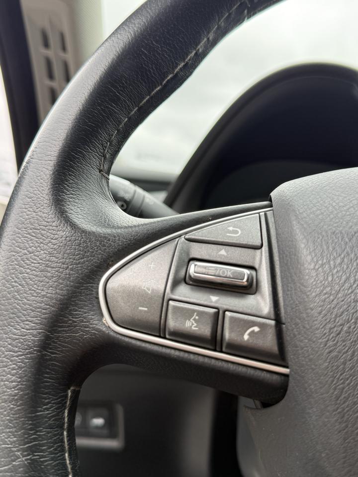 Infiniti Q50  2017
