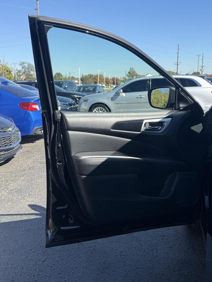 Nissan Pathfinder S 4WD 2019