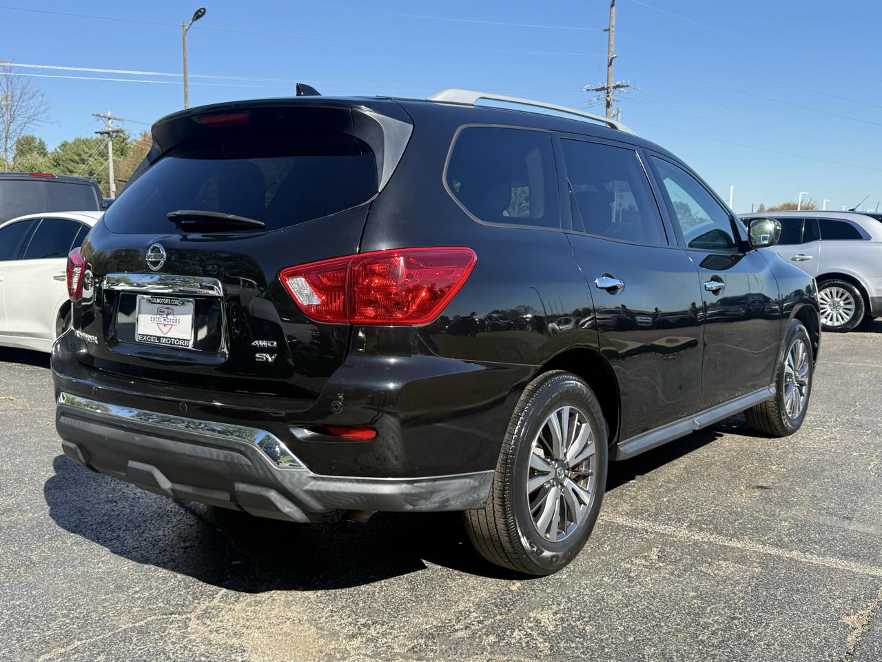 Nissan Pathfinder S 4WD 2019
