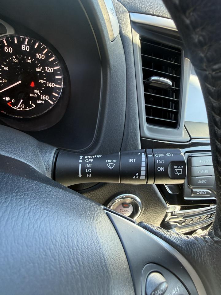 Nissan Pathfinder S 4WD 2019
