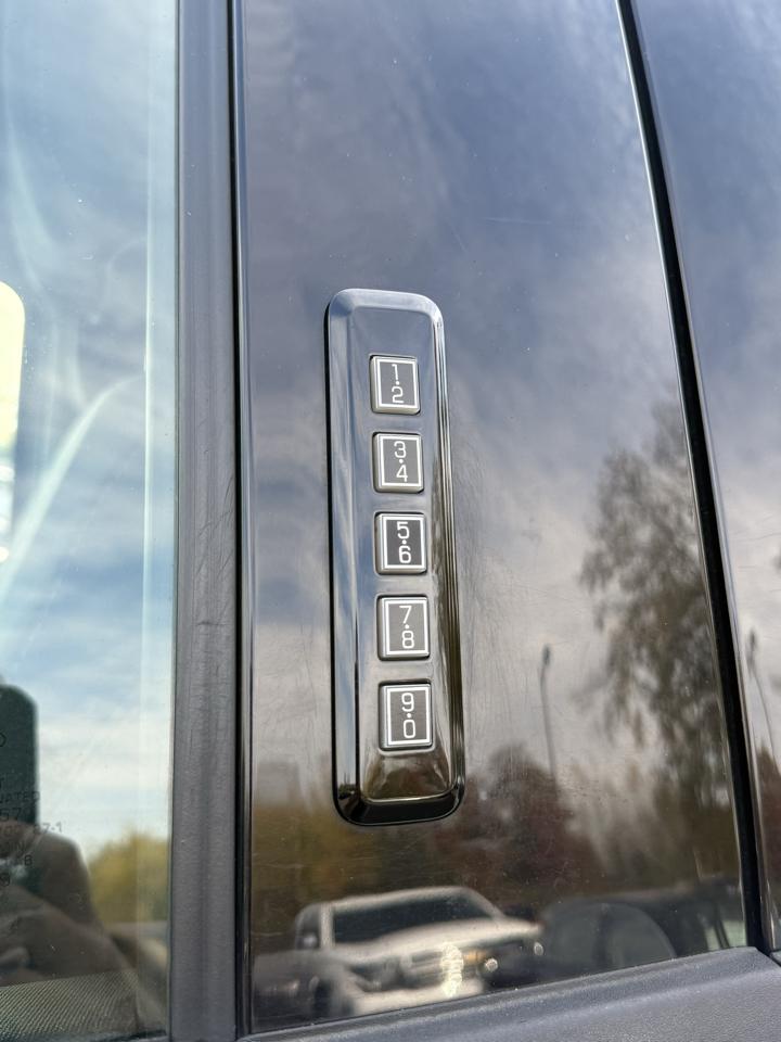 Ford F-150 XLT SuperCrew 4WD 2024