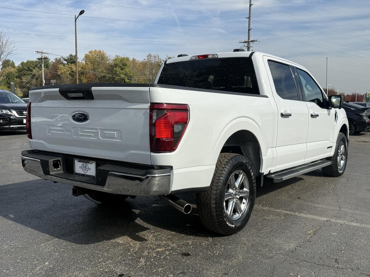 Ford F-150 XLT SuperCrew 4WD 2024