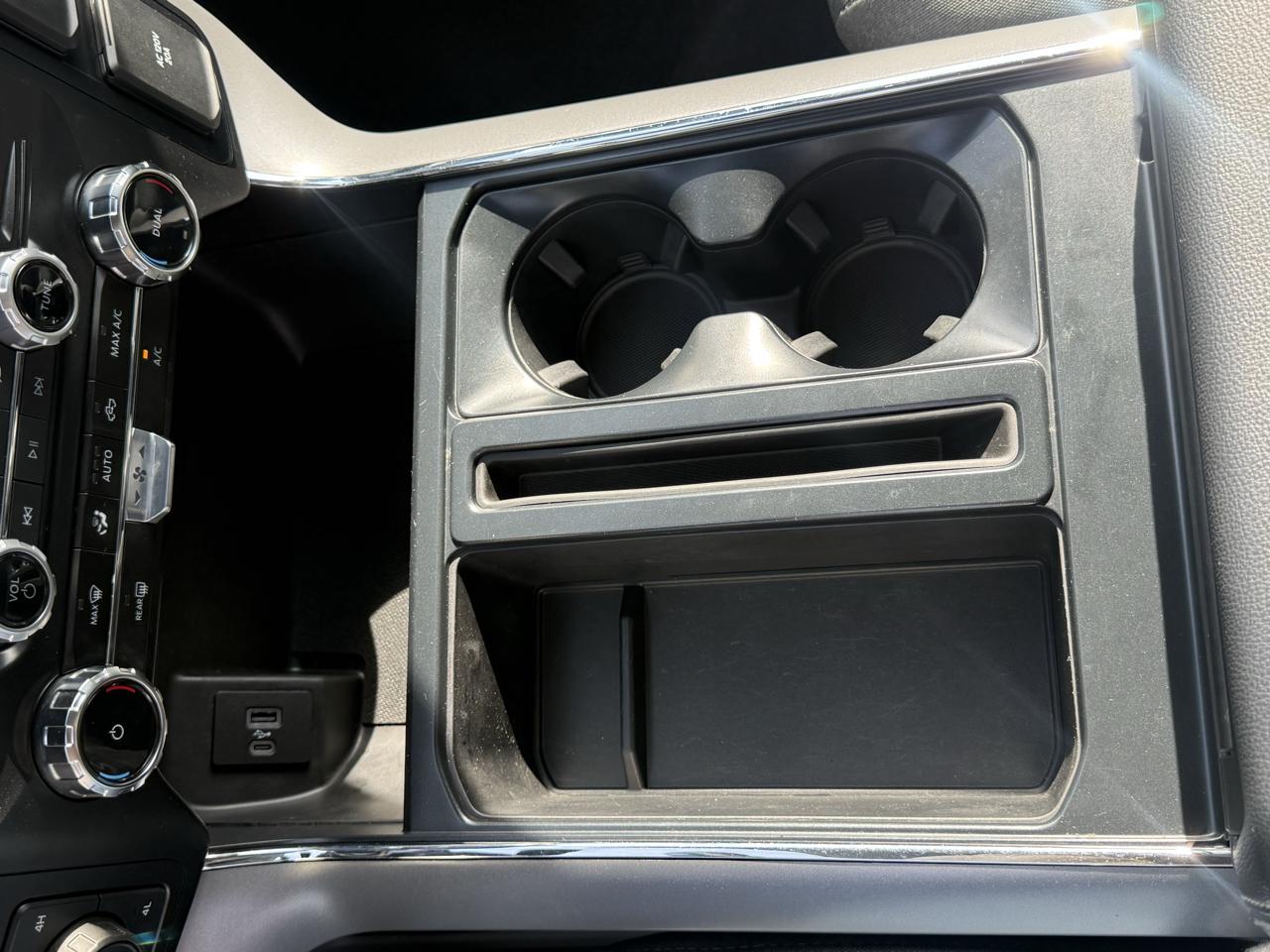 Ford F-150 XLT SuperCrew 4WD 2024