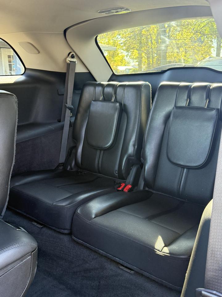 Lincoln MKT 3.5L with EcoBoost AWD 2012