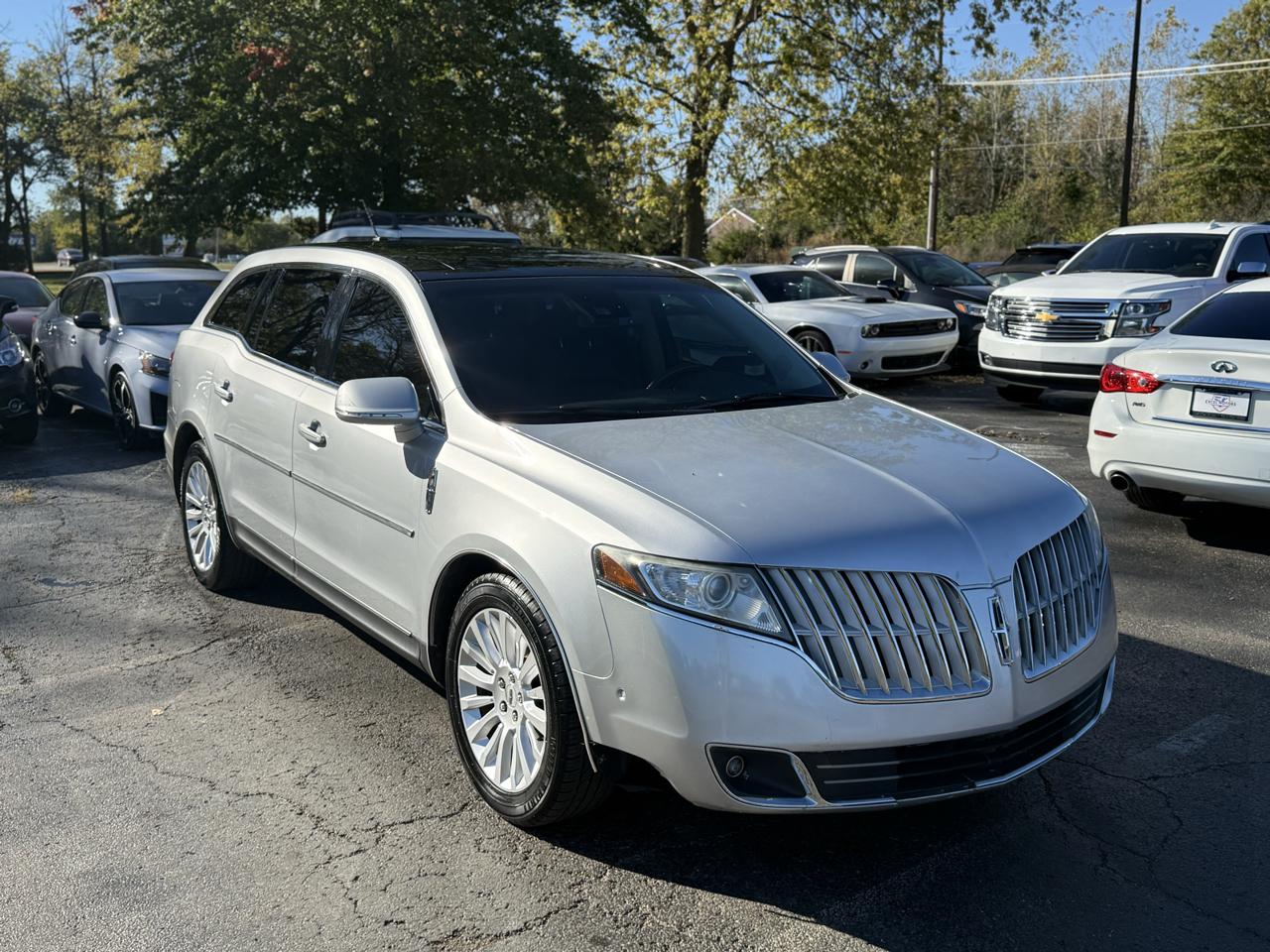 Lincoln MKT 3.5L with EcoBoost AWD 2012