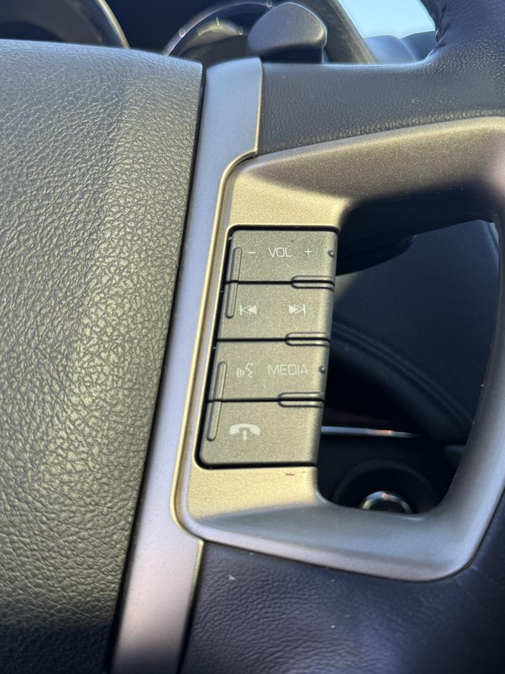Lincoln MKT 3.5L with EcoBoost AWD 2012