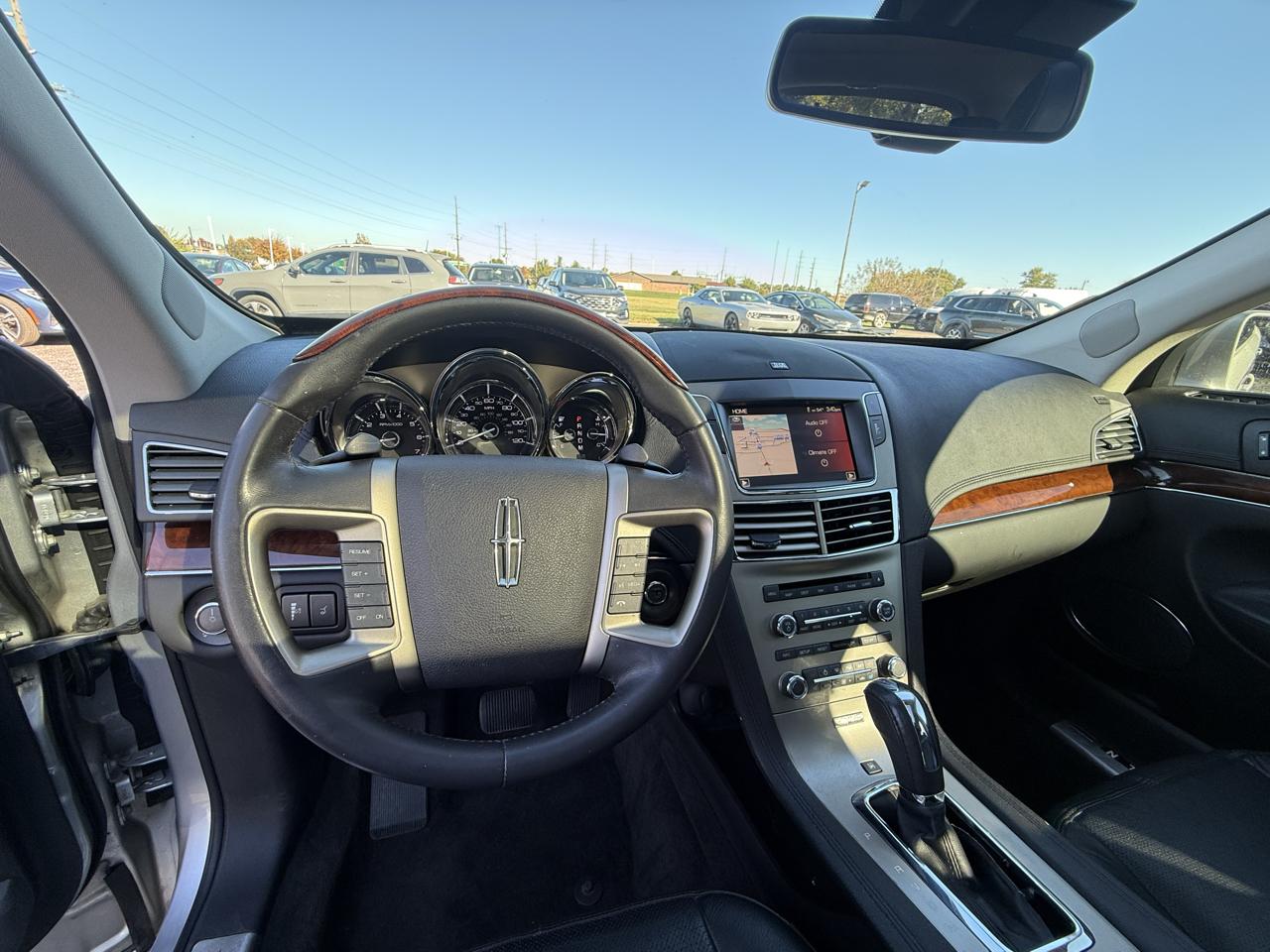 Lincoln MKT 3.5L with EcoBoost AWD 2012