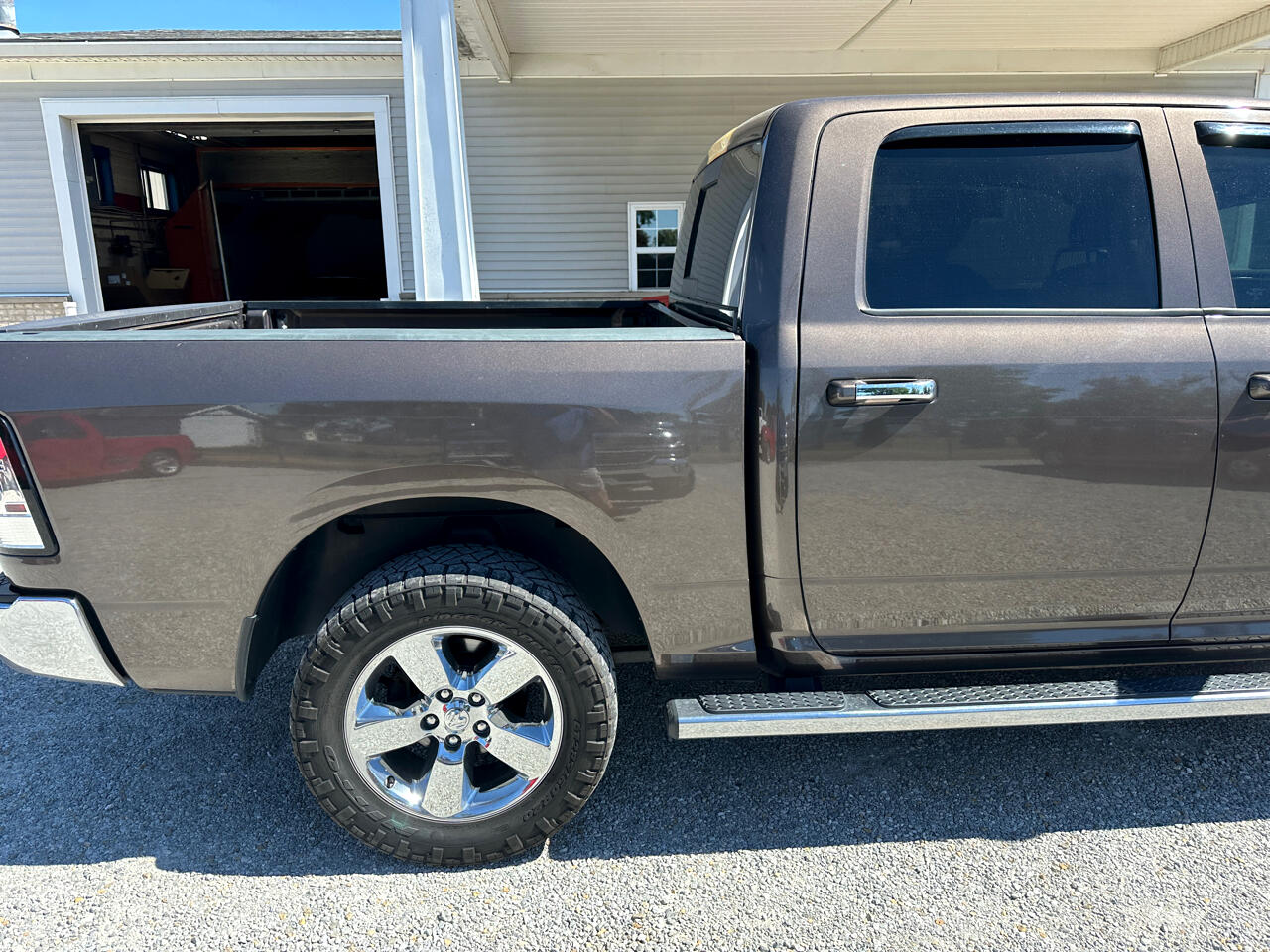 RAM 1500 SLT Crew Cab SWB 4WD 2018 RAM 1500 SLT Crew Cab SWB 4WD 2018