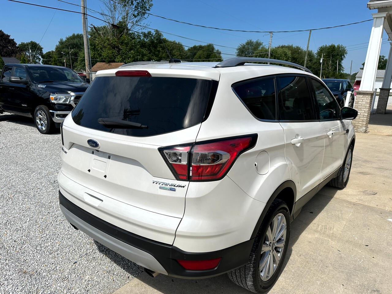 Ford Escape Titanium 4WD 2017 Ford Escape Titanium 4WD 2017