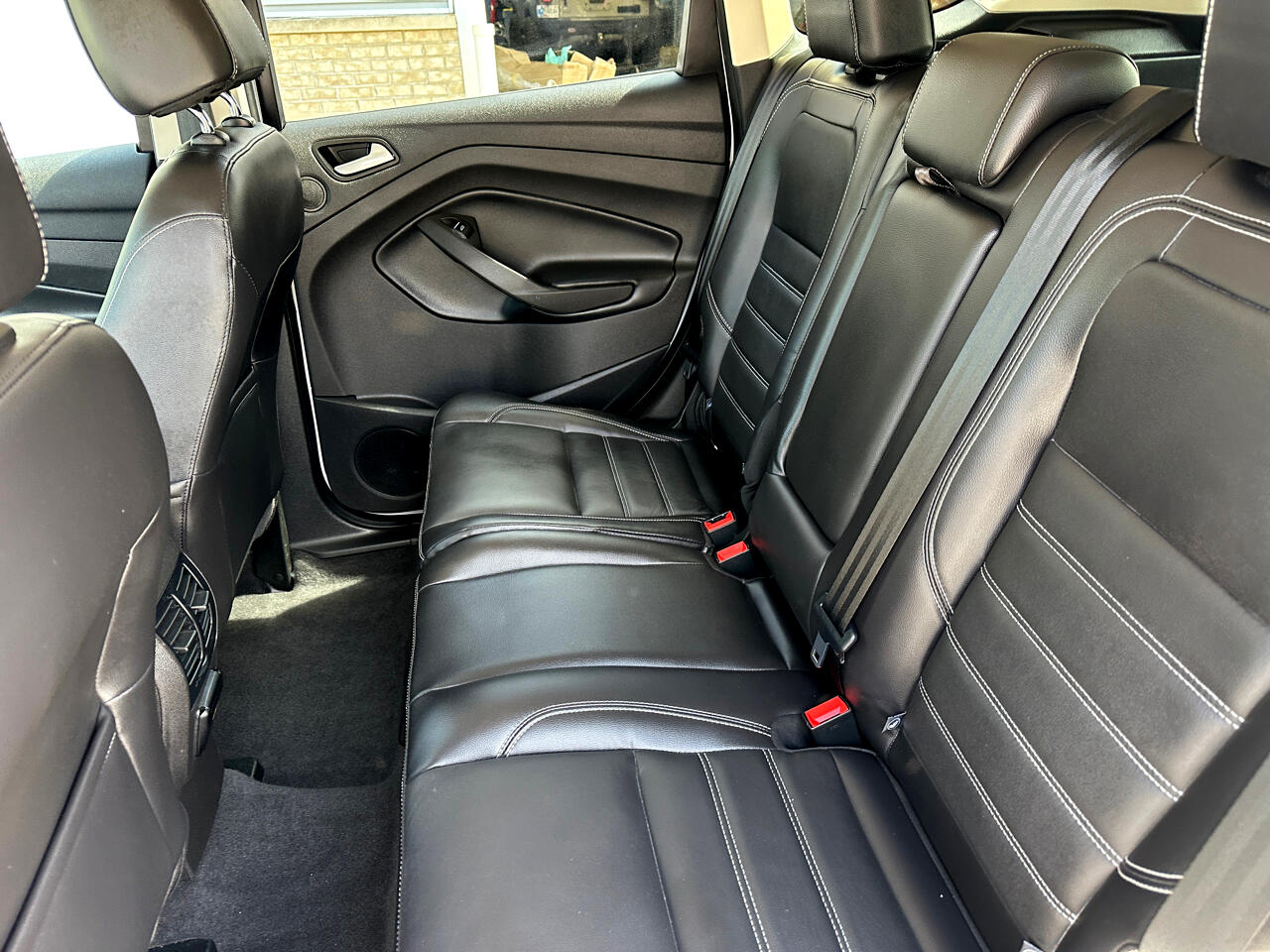 Ford Escape Titanium 4WD 2017 Ford Escape Titanium 4WD 2017
