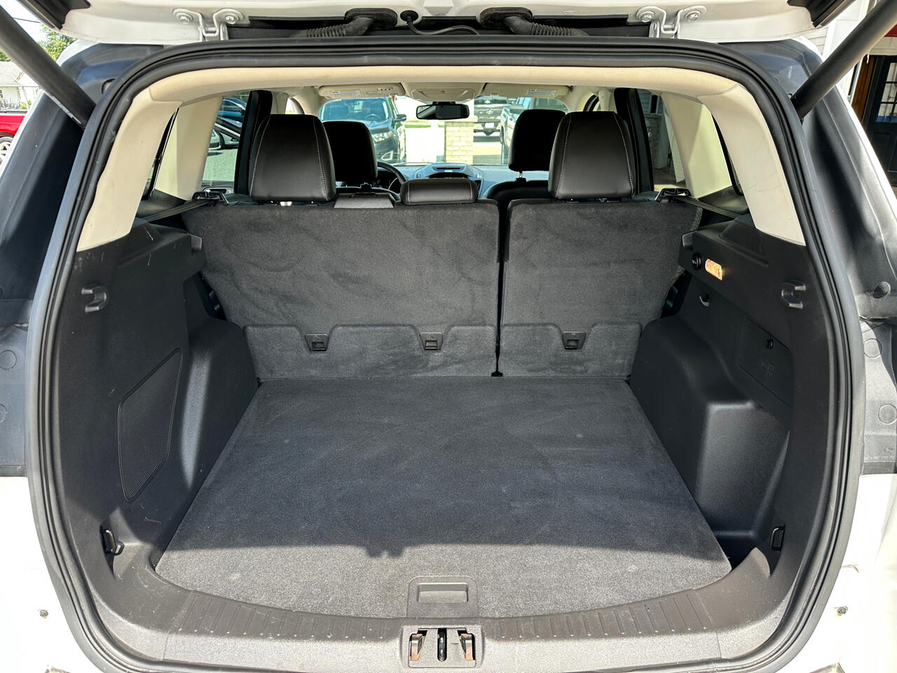 Ford Escape Titanium 4WD 2017 Ford Escape Titanium 4WD 2017