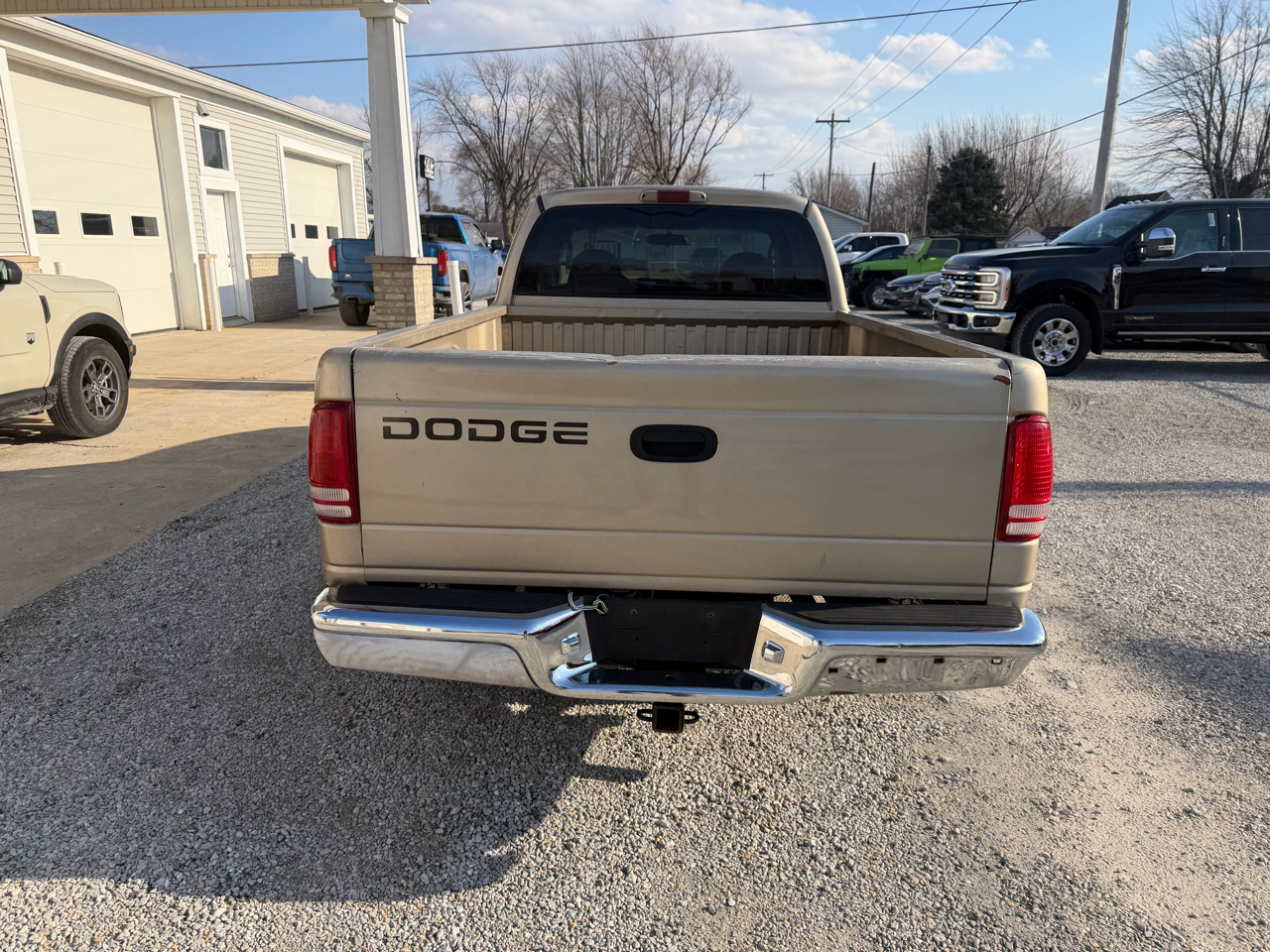Dodge Dakota Club Cab 131" WB SLT 2002