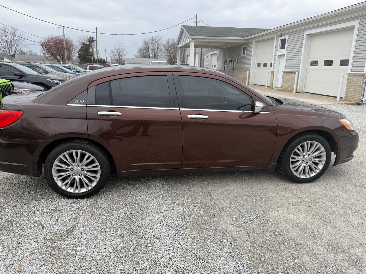 Chrysler 200 4dr Sdn Limited 2012