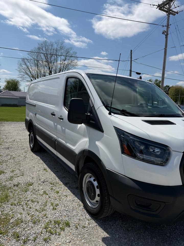 Ford Transit Cargo Van T-250 130" Low Rf 9070 GVWR RWD 2024